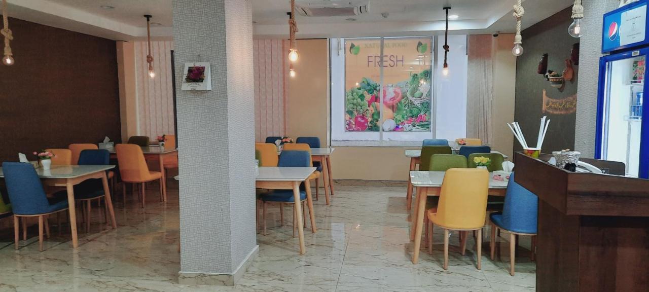 Diamond Star Hotel فندق النجمة الماسية Seeb Exteriér fotografie