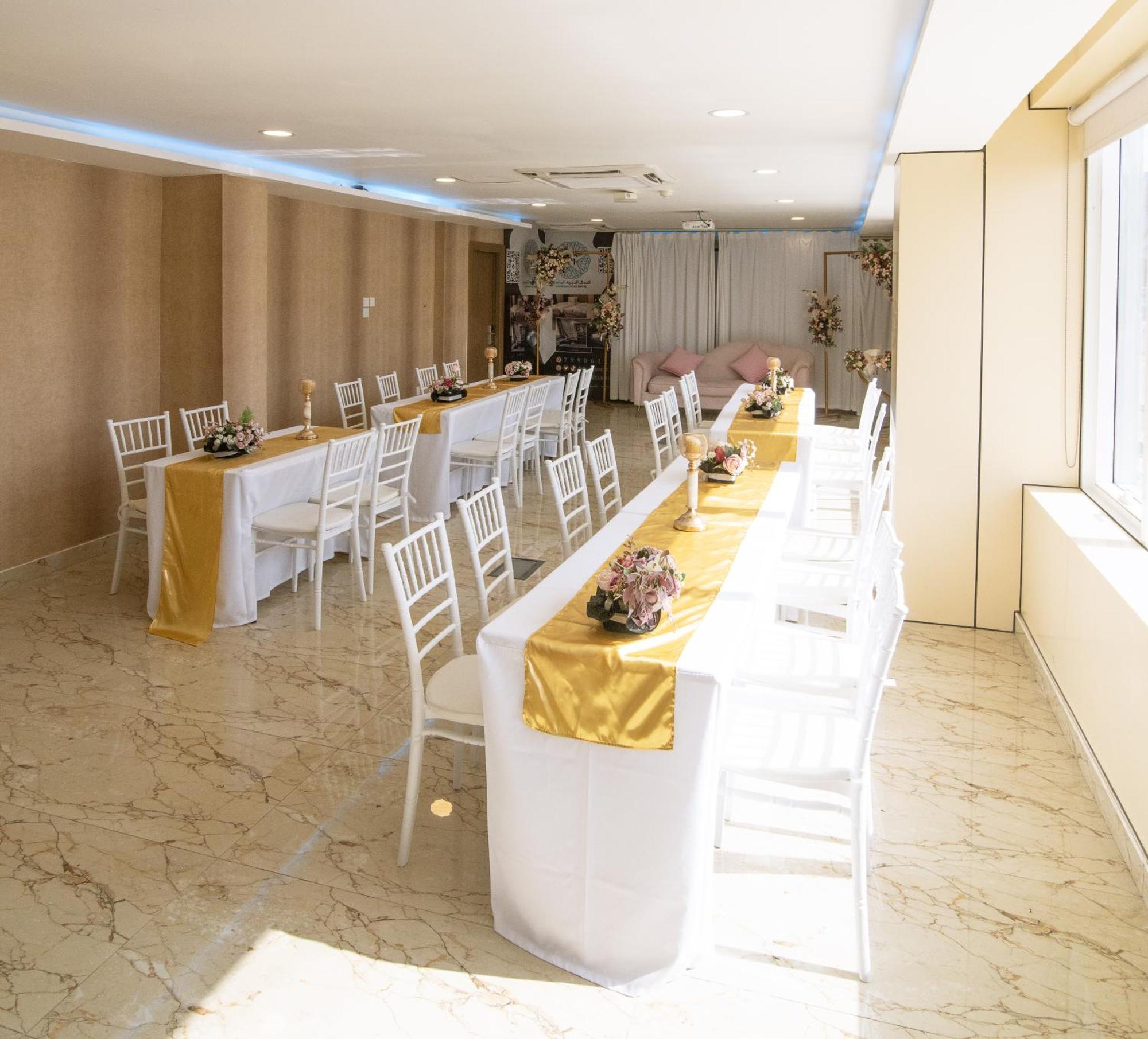 Diamond Star Hotel فندق النجمة الماسية Seeb Exteriér fotografie