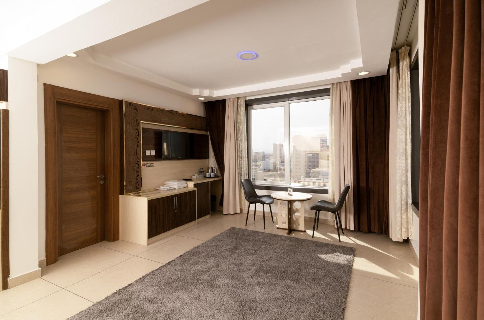 Diamond Star Hotel فندق النجمة الماسية Seeb Exteriér fotografie