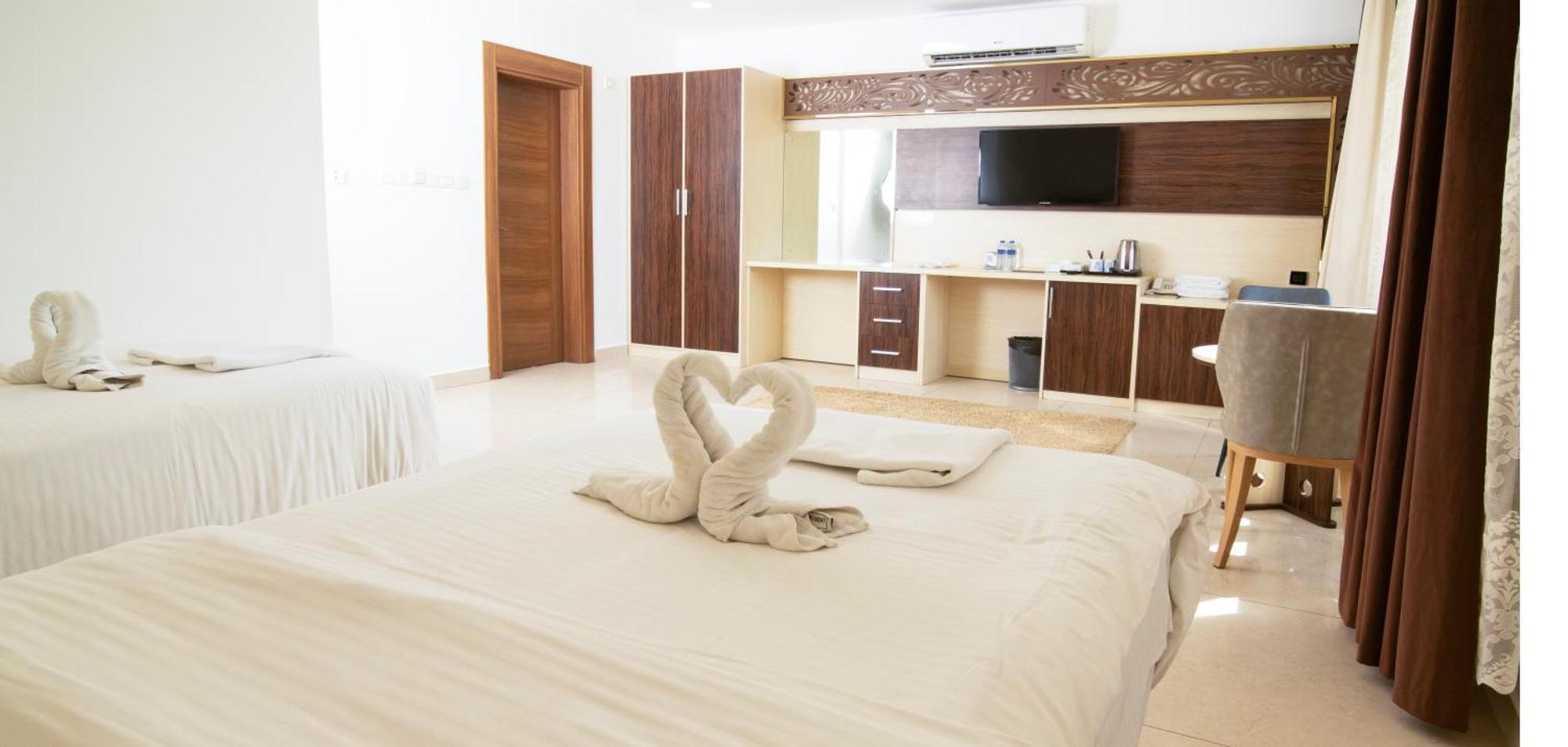 Diamond Star Hotel فندق النجمة الماسية Seeb Exteriér fotografie